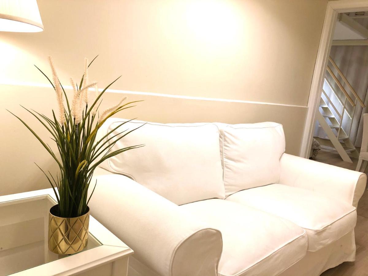 Borgo Empedocle House Apartment คาตาเนีย ภายนอก รูปภาพ